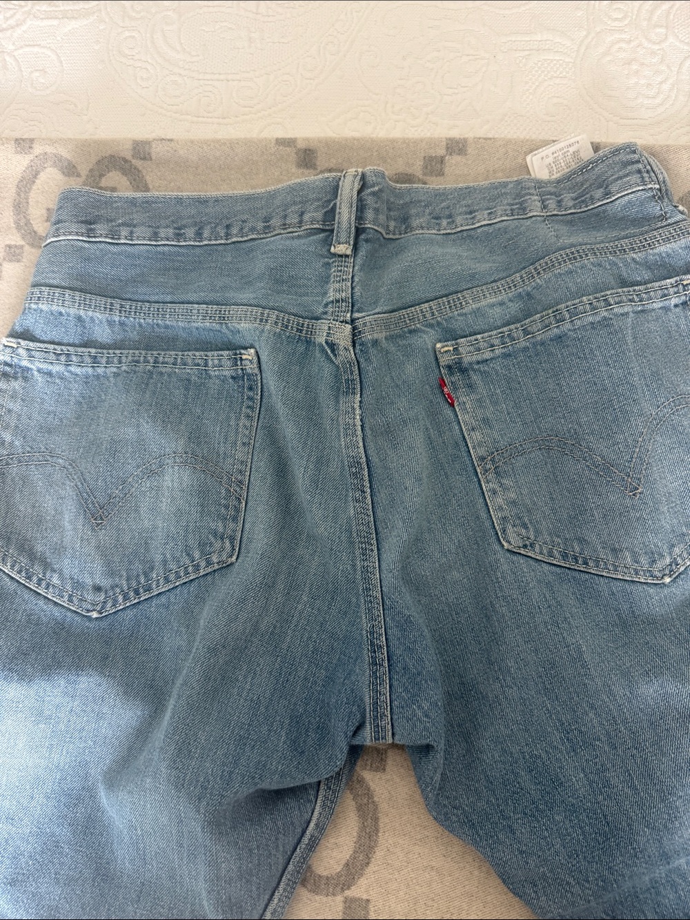 Levi's Women's Light Wash High-Rise Straight Jeans
